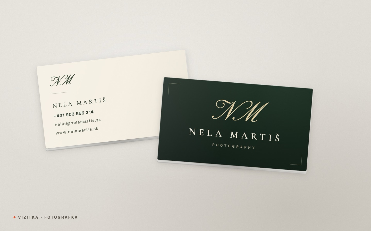 NELA MARTIŠ — vizitka fotografa
